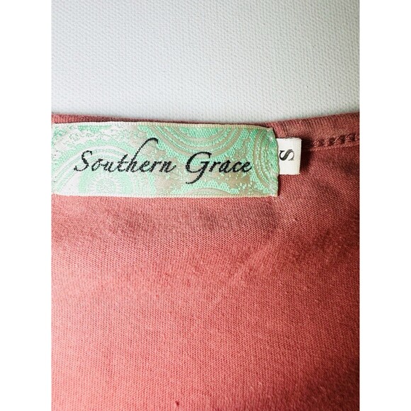 Southern Grace Walk By Faith Cowboy Boot Coral Pink Crochet Shirt Women's SMALL - Picture 8 of 13